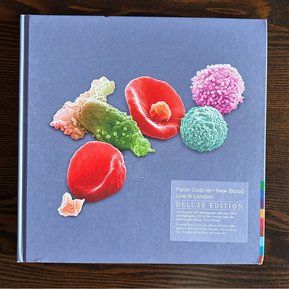 Deluxe Edition Blu-ray with Blue Cover